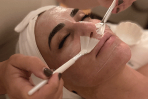 Rejuvenecimiento Facial Deluxe: luz, frescura y máximo glow para tu piel