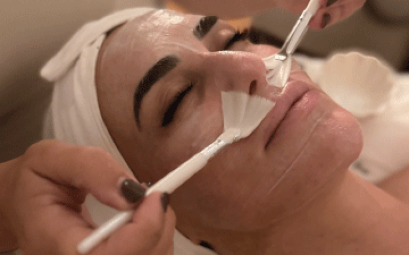 Rejuvenecimiento Facial Deluxe: luz, frescura y máximo glow para tu piel